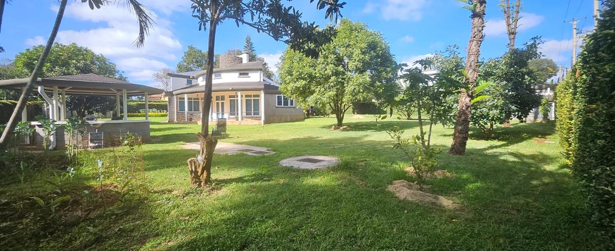 5 Bed House with En Suite in Runda - 3