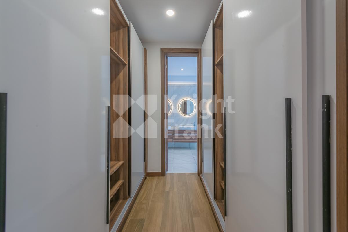 4 Bed Apartment with En Suite at Peponi Road - 7
