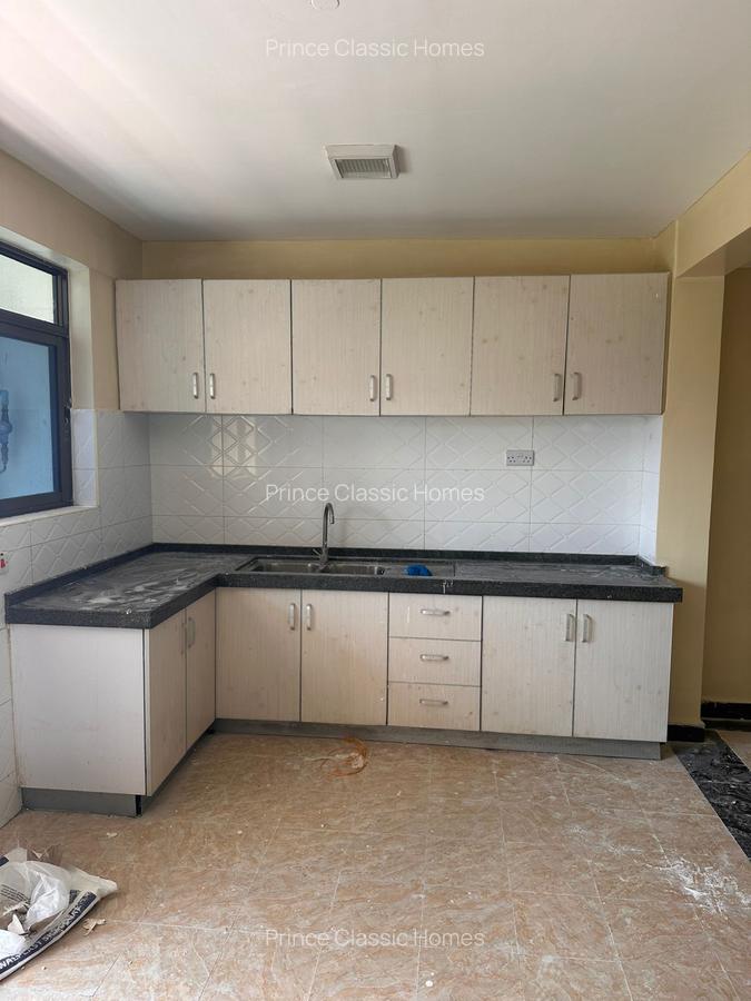 2 Bed Apartment with En Suite in Lavington - 4