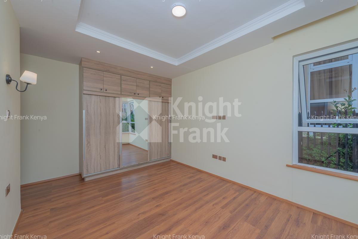 4 Bed Villa with En Suite in Kiambu Road - 12