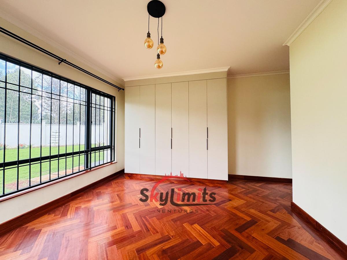 5 Bed Villa with En Suite at Loresho - 18