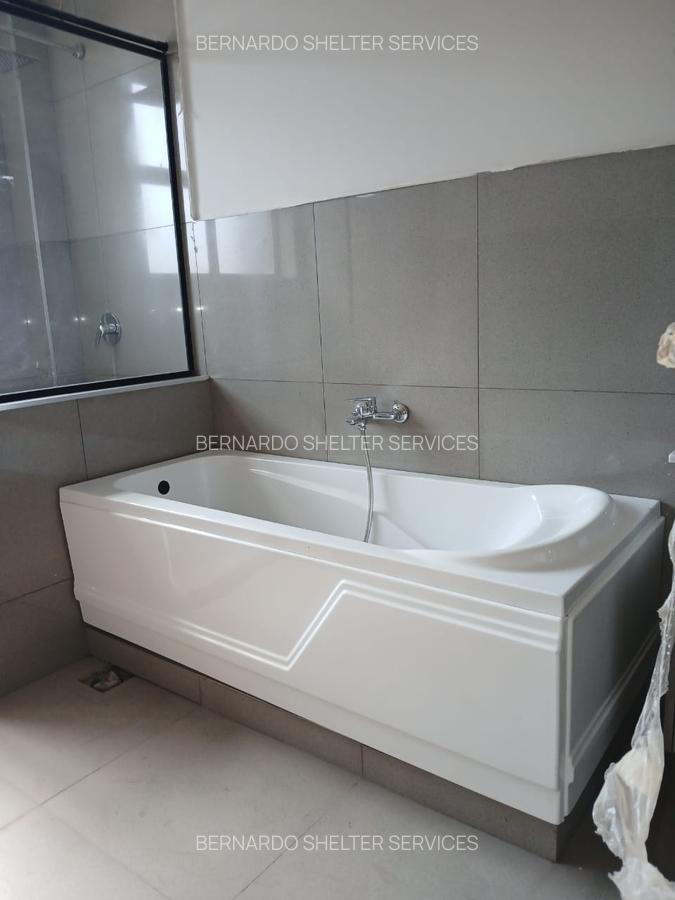 3 Bed Villa with En Suite in Gikambura - 14