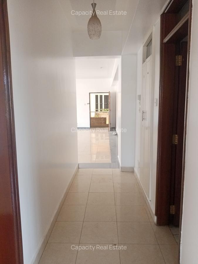 3 Bed Apartment with En Suite in Westlands Area - 5