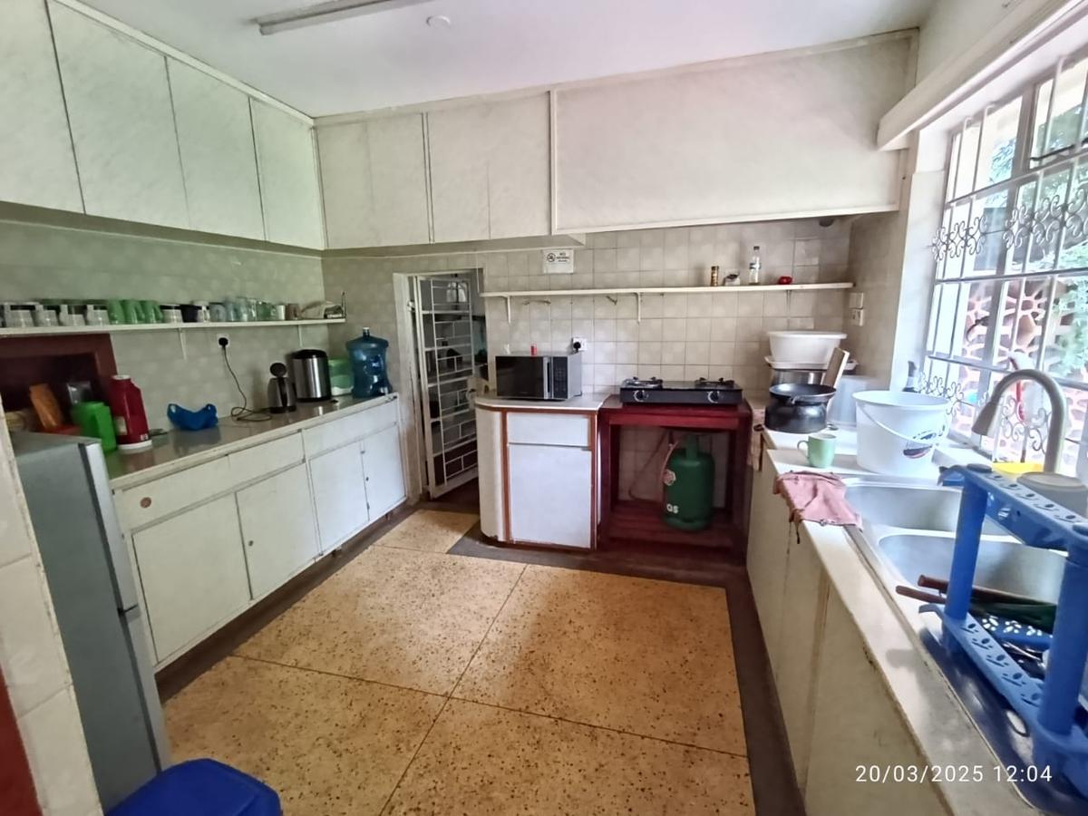 Commercial Property with Fibre Internet in Lavington - 9