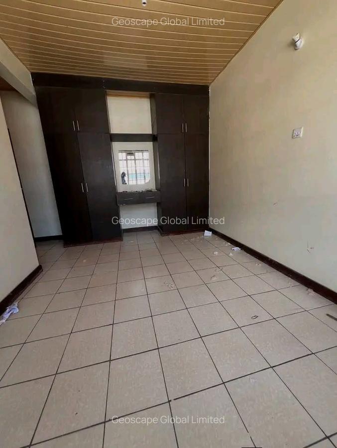 4 Bed House with En Suite in Kitengela - 3