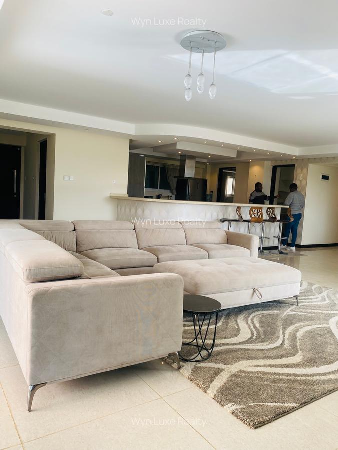 Furnished 3 Bed Apartment with En Suite at Riverside Drive - 15