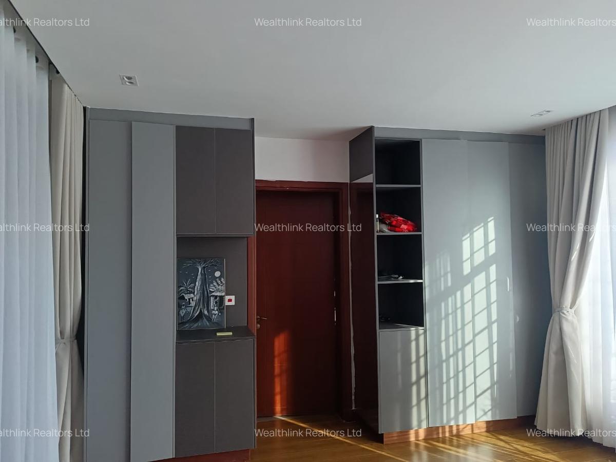 5 Bed House with En Suite at Runda - 6