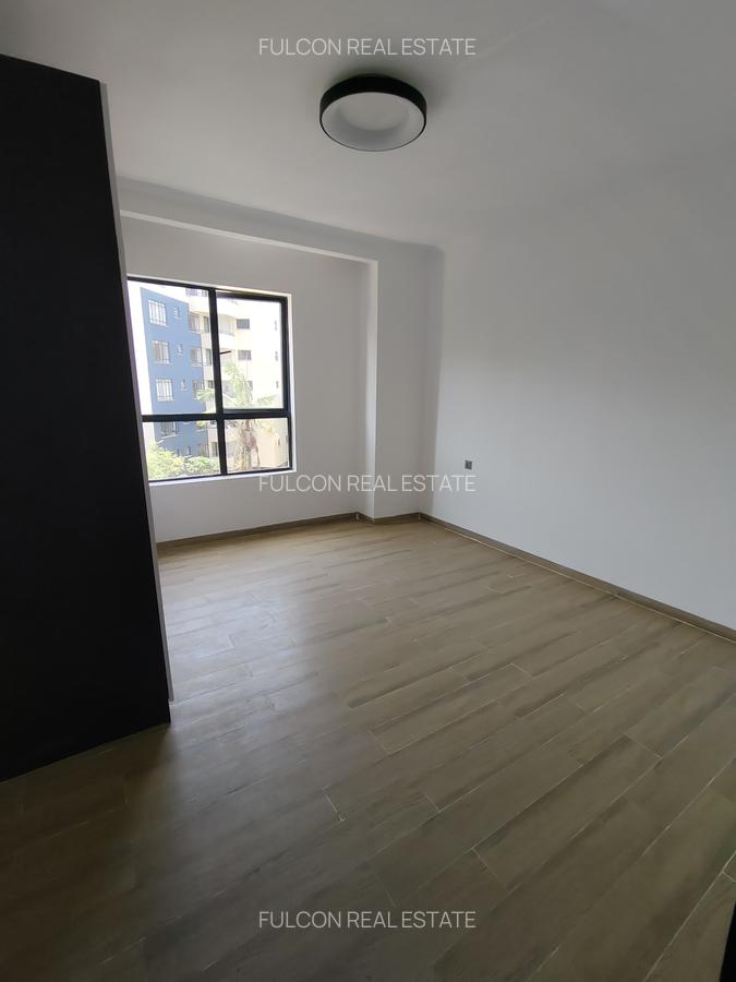 2 Bed Apartment with En Suite in Westlands Area - 4