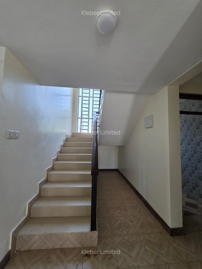 6 Bed House with En Suite in Gikambura - 9