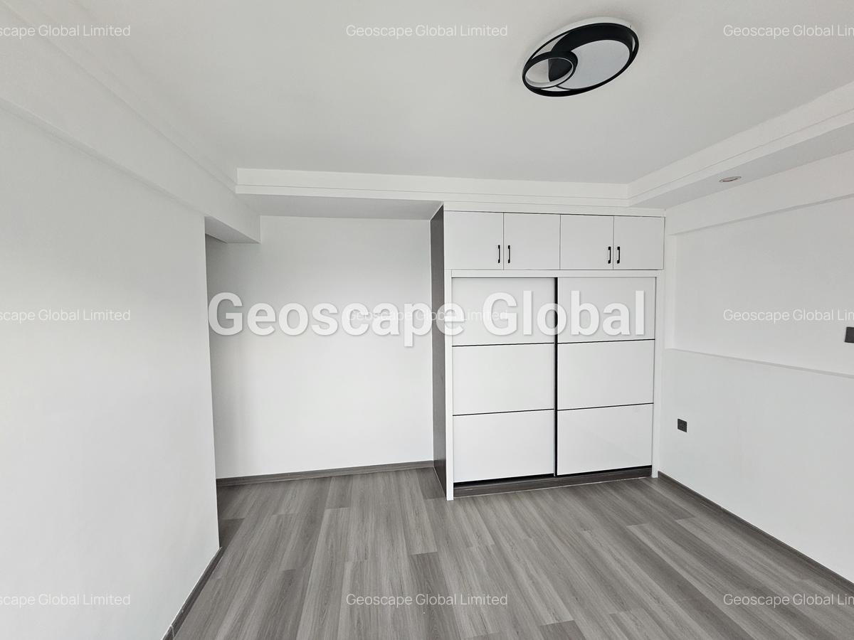 2 Bed Apartment with En Suite in Westlands Area - 6
