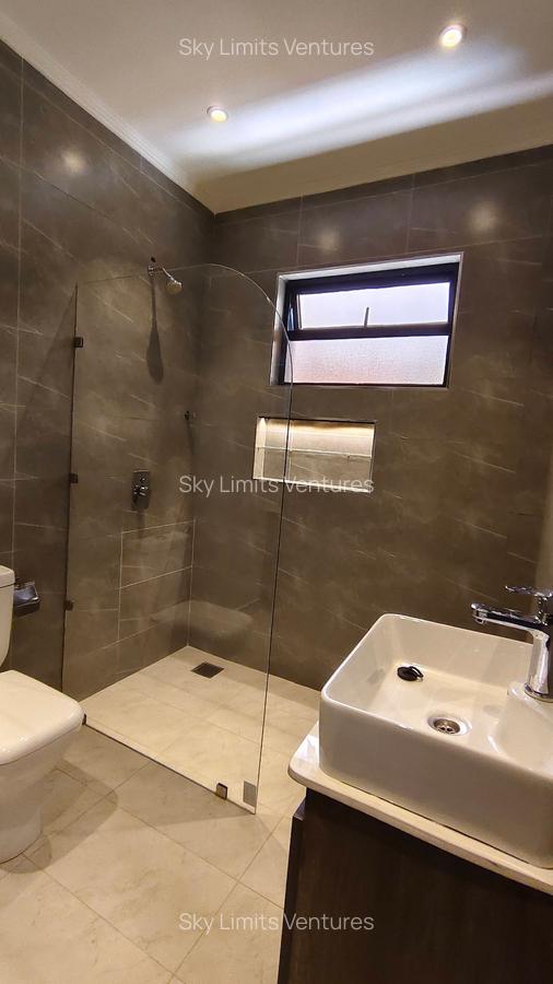 3 Bed House with En Suite in Gigiri - 9