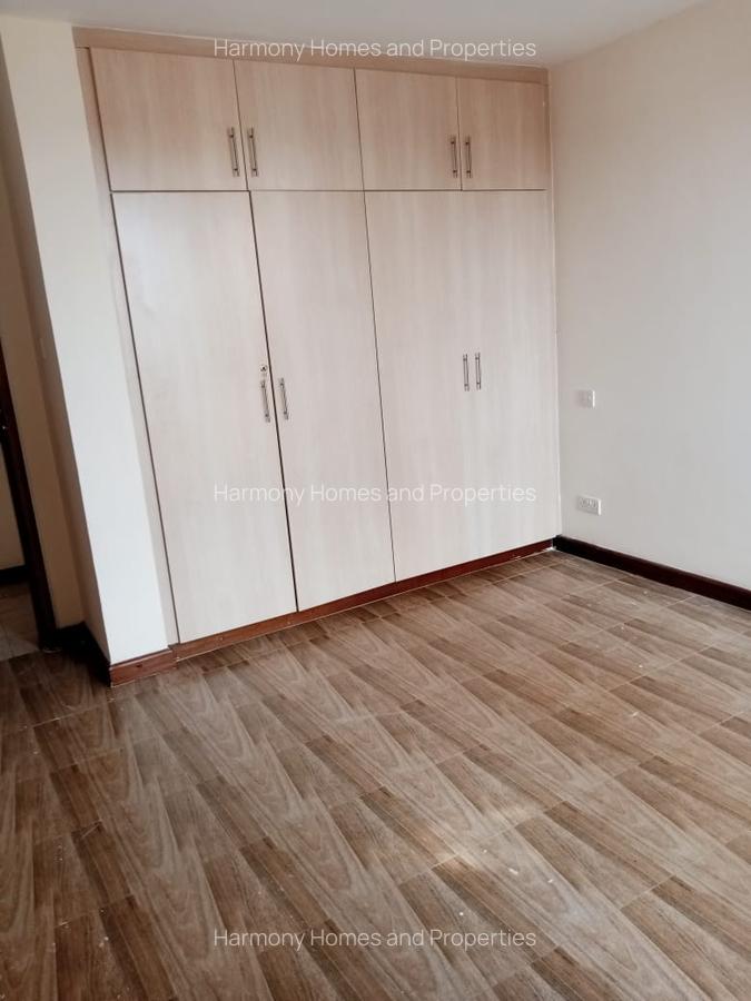 3 Bed Apartment with En Suite at Parklands Road - 5