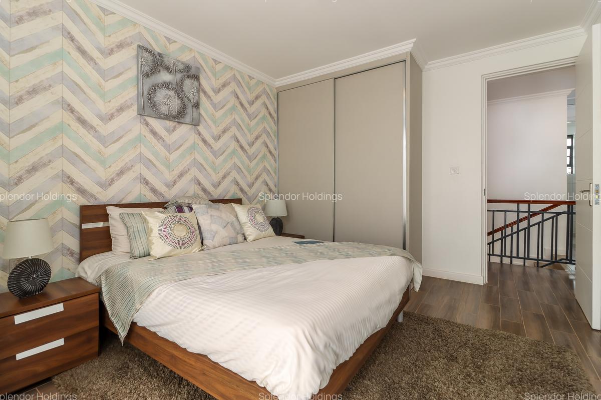 4 Bed Townhouse with En Suite in South C - 17