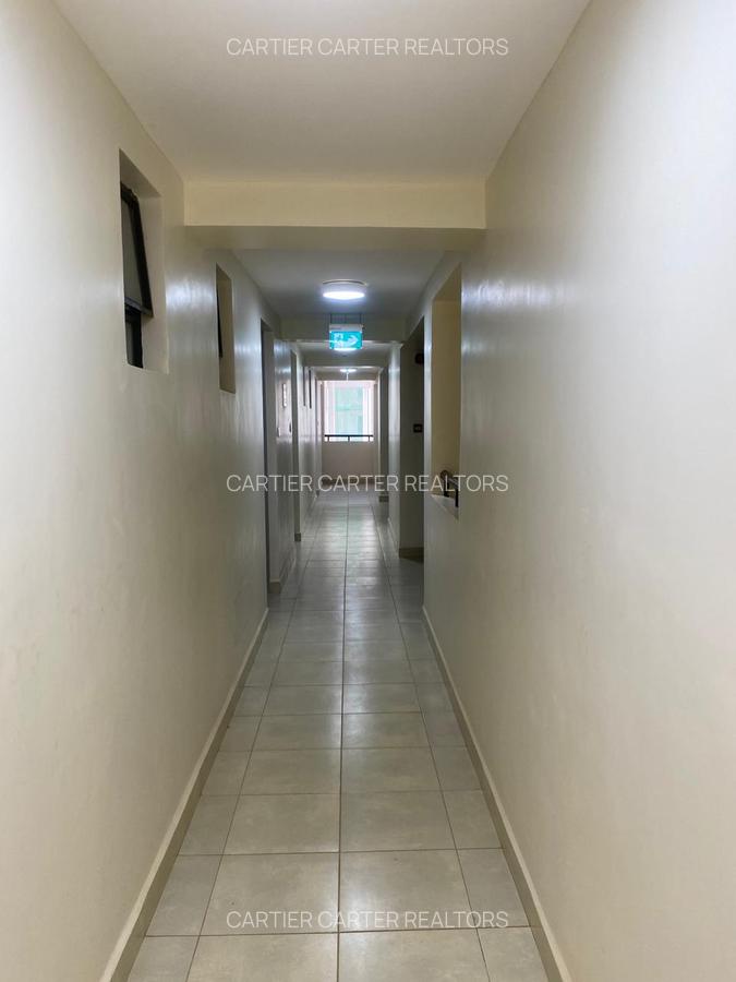 1 Bed Apartment with Swimming Pool in Garden Estate - 5