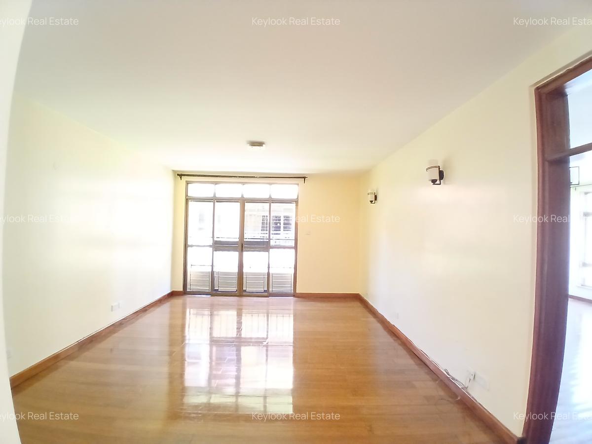 5 Bed Townhouse with En Suite at Lavington Green - 12