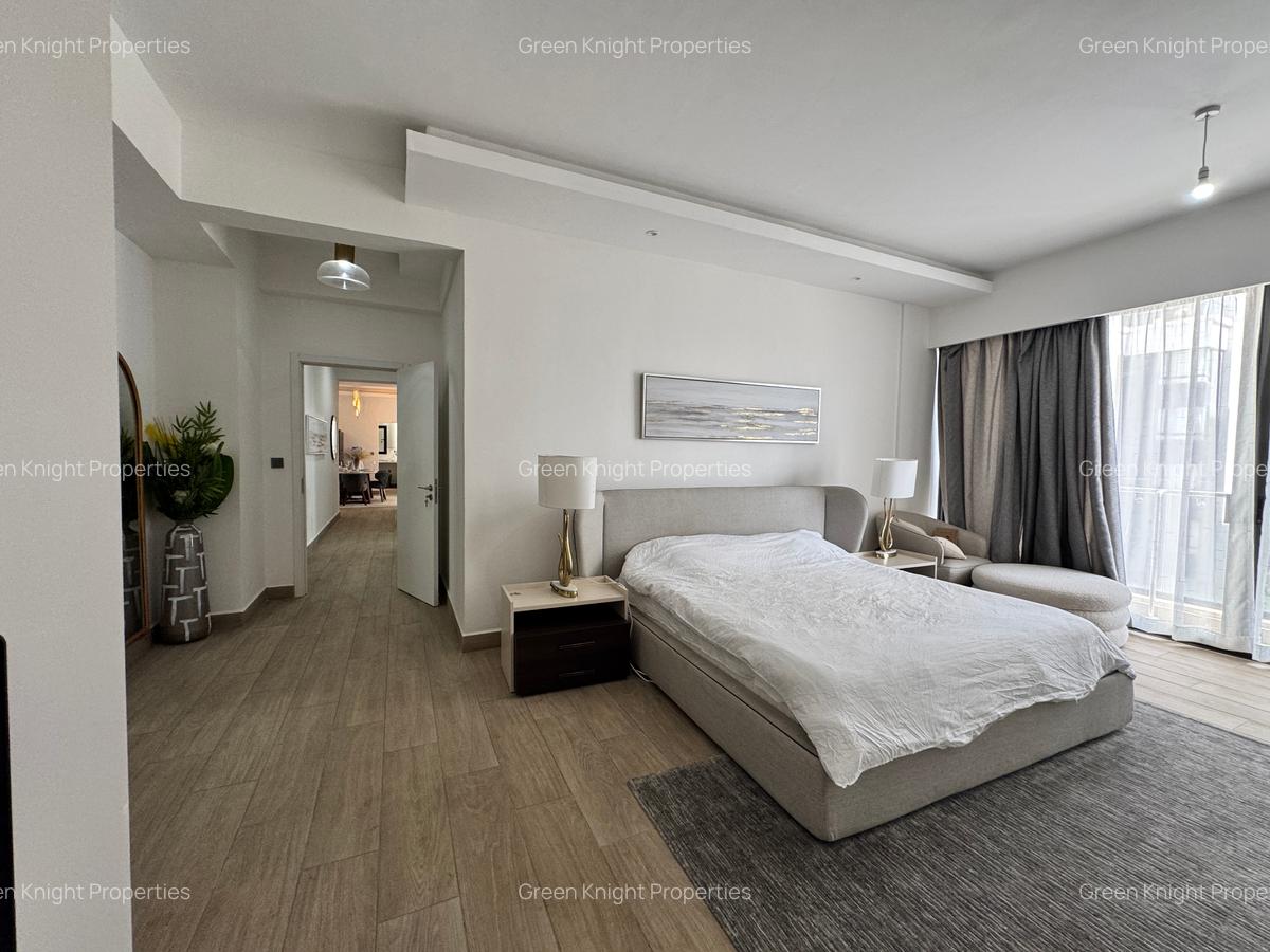 Serviced 3 Bed Apartment with En Suite in Riverside - 11