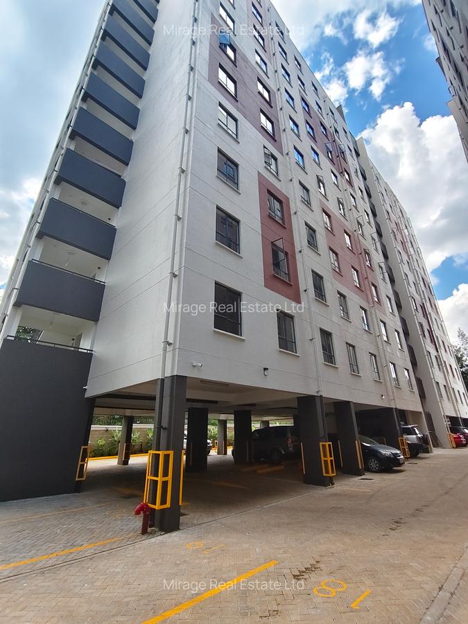2 Bed Apartment with Swimming Pool in Garden Estate - 4