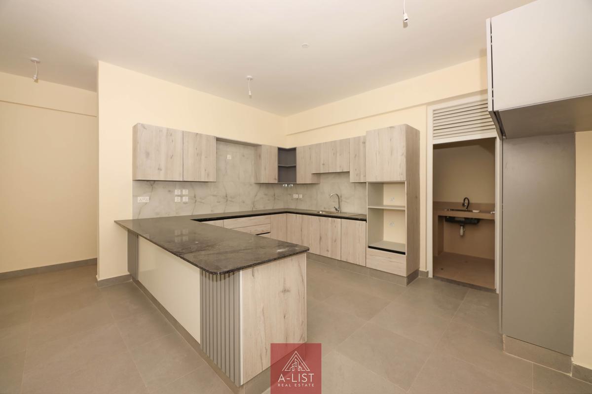 4 Bed Apartment with En Suite at Githunguri Road - 14