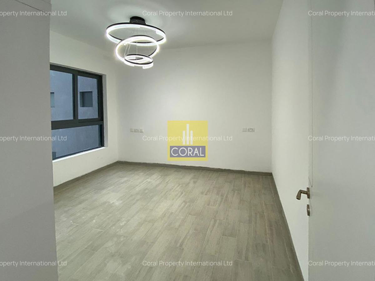 1 Bed Apartment with Swimming Pool in Kilimani - 2