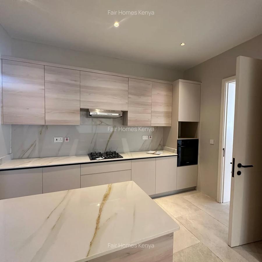 5 Bed Townhouse with En Suite at Manyani East - 2