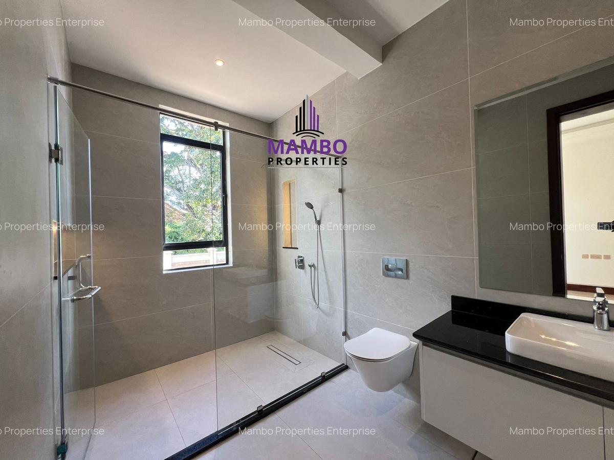 6 Bed Townhouse with En Suite at Peponi Rd - 13