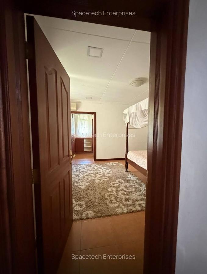 5 Bed House with En Suite in Gigiri - 18