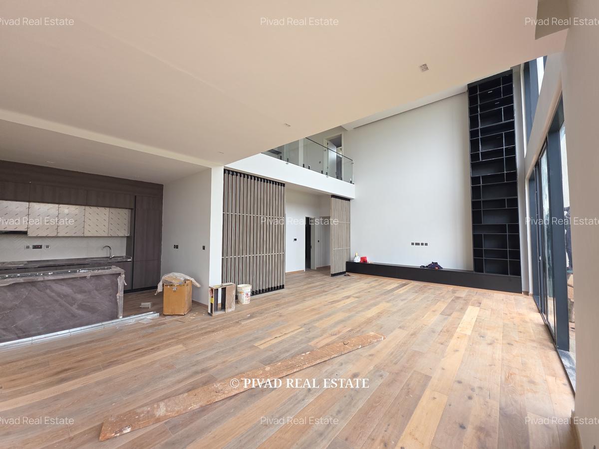 5 Bed House with Garden in Runda - 3