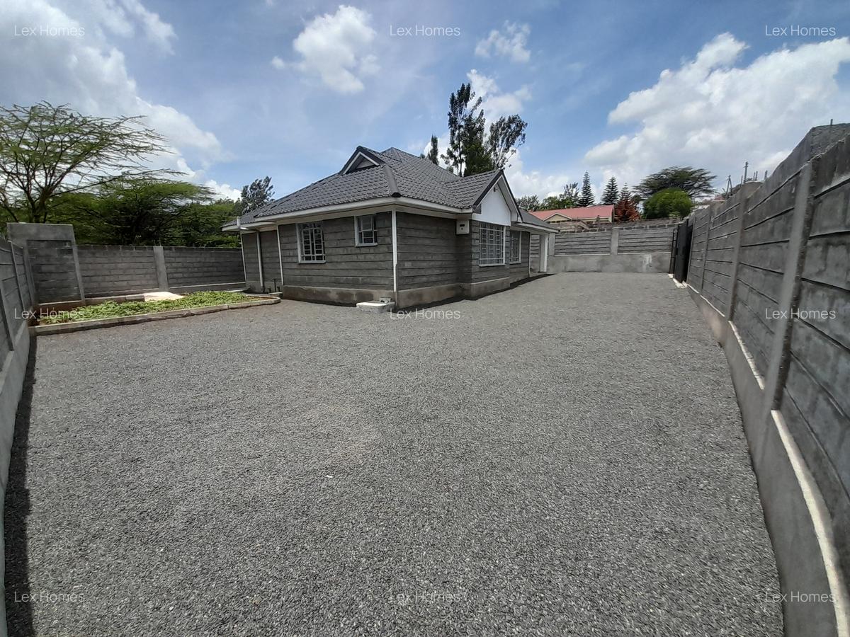 3 Bed House with En Suite at Rimpa - 14