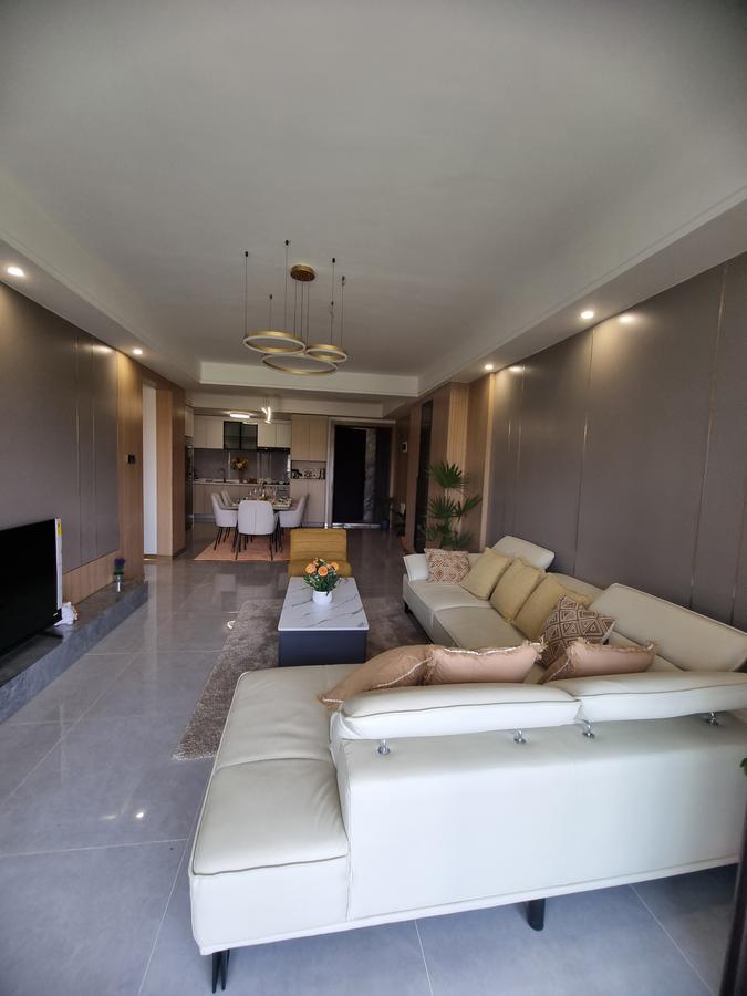 serviced 3 bed apartment with en suite at riverside