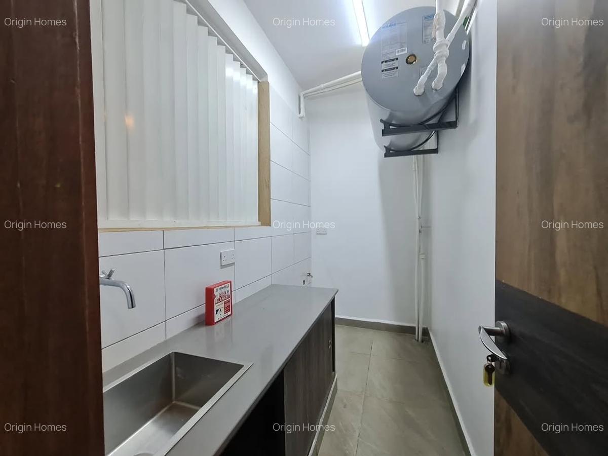 2 Bed Apartment with En Suite at Peponi Road - 9