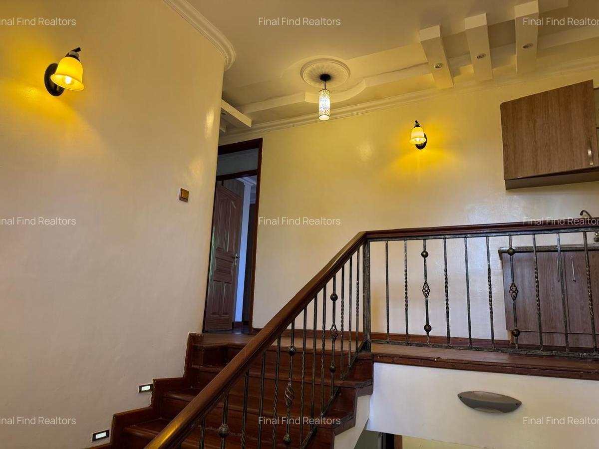 4 Bed House with Garden in Runda - 14