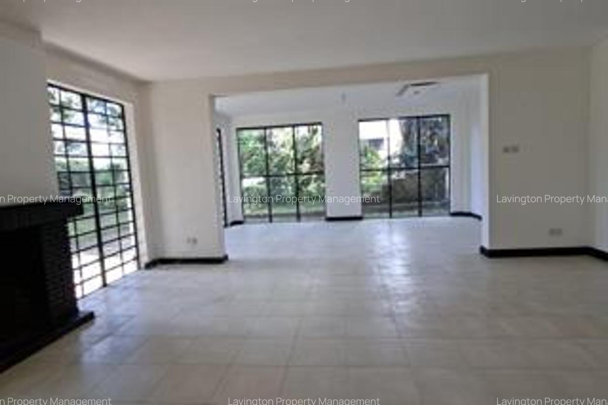 4 Bed Townhouse with En Suite at Lavington Green - 4