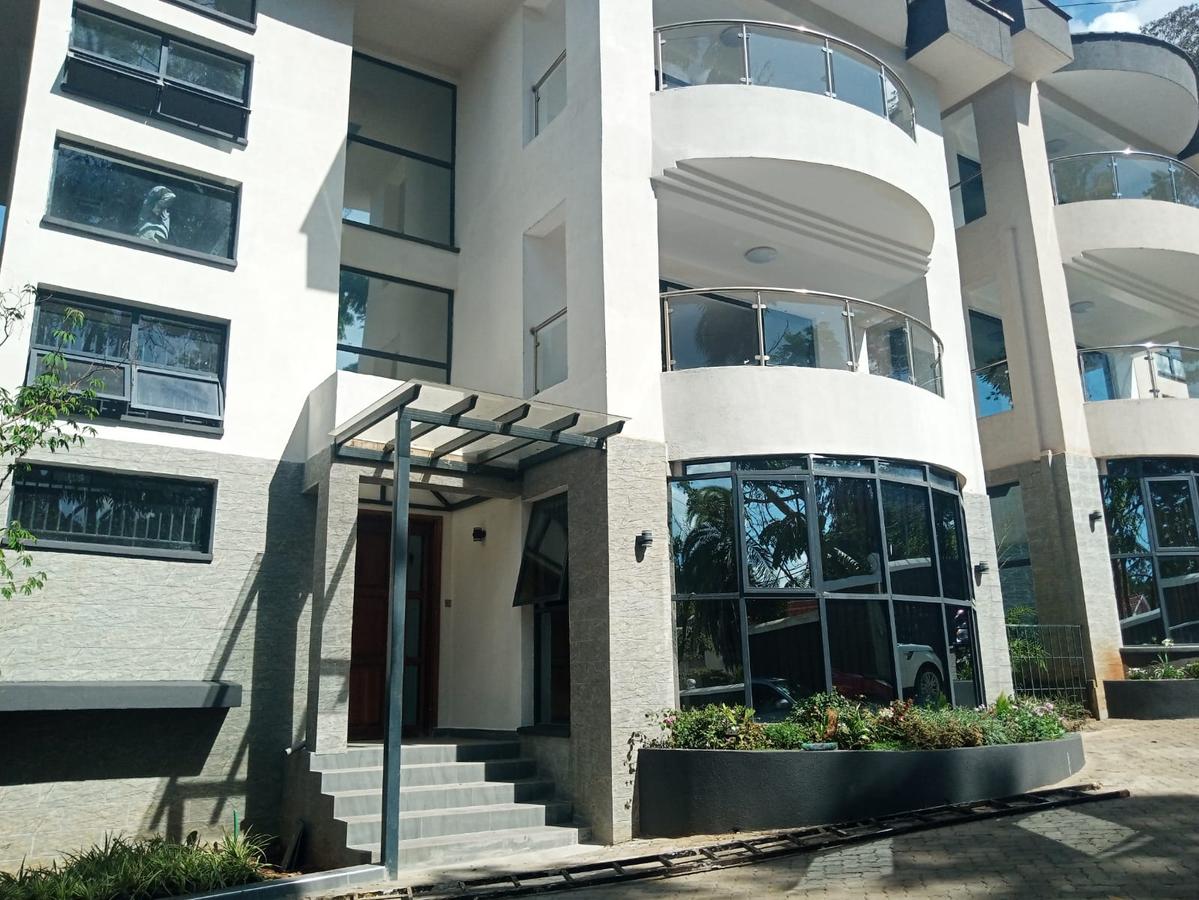 5 Bed Townhouse with En Suite in Lavington - 1