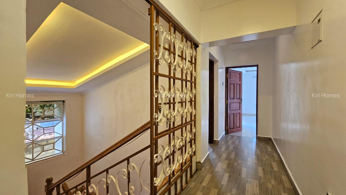 4 Bed Townhouse with En Suite in Karen - 16