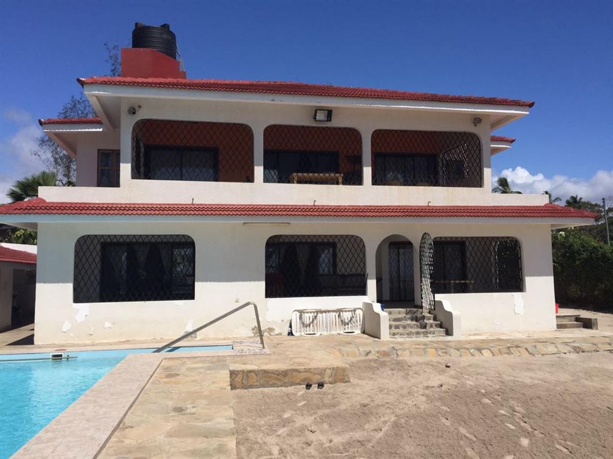 3 Bed House with Swimming Pool in Kilifi County - 5