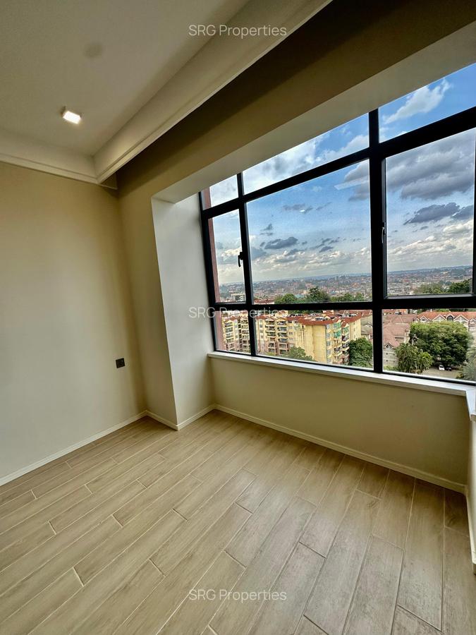 2 Bed Apartment with En Suite in Lavington - 1