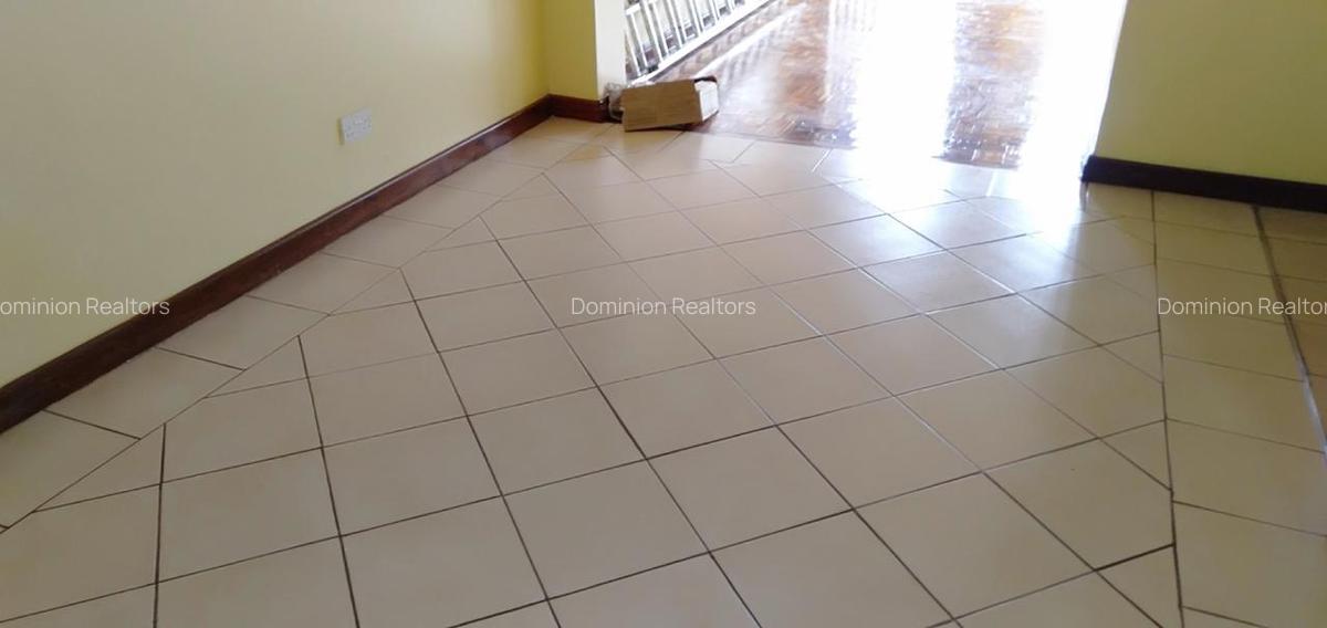 4 Bed Townhouse with Gym in Westlands Area - 13