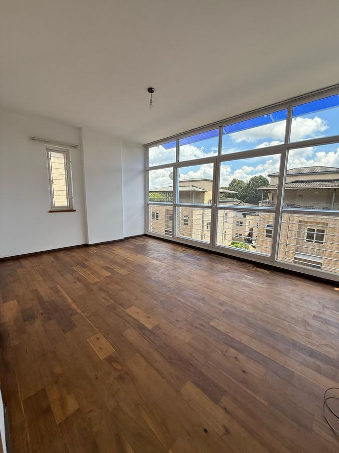 4 Bed Townhouse with En Suite in Lavington - 8