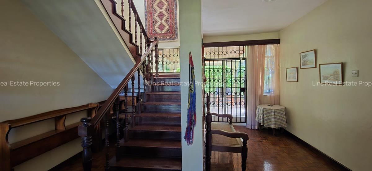 4 Bed House with En Suite in Nyari - 12