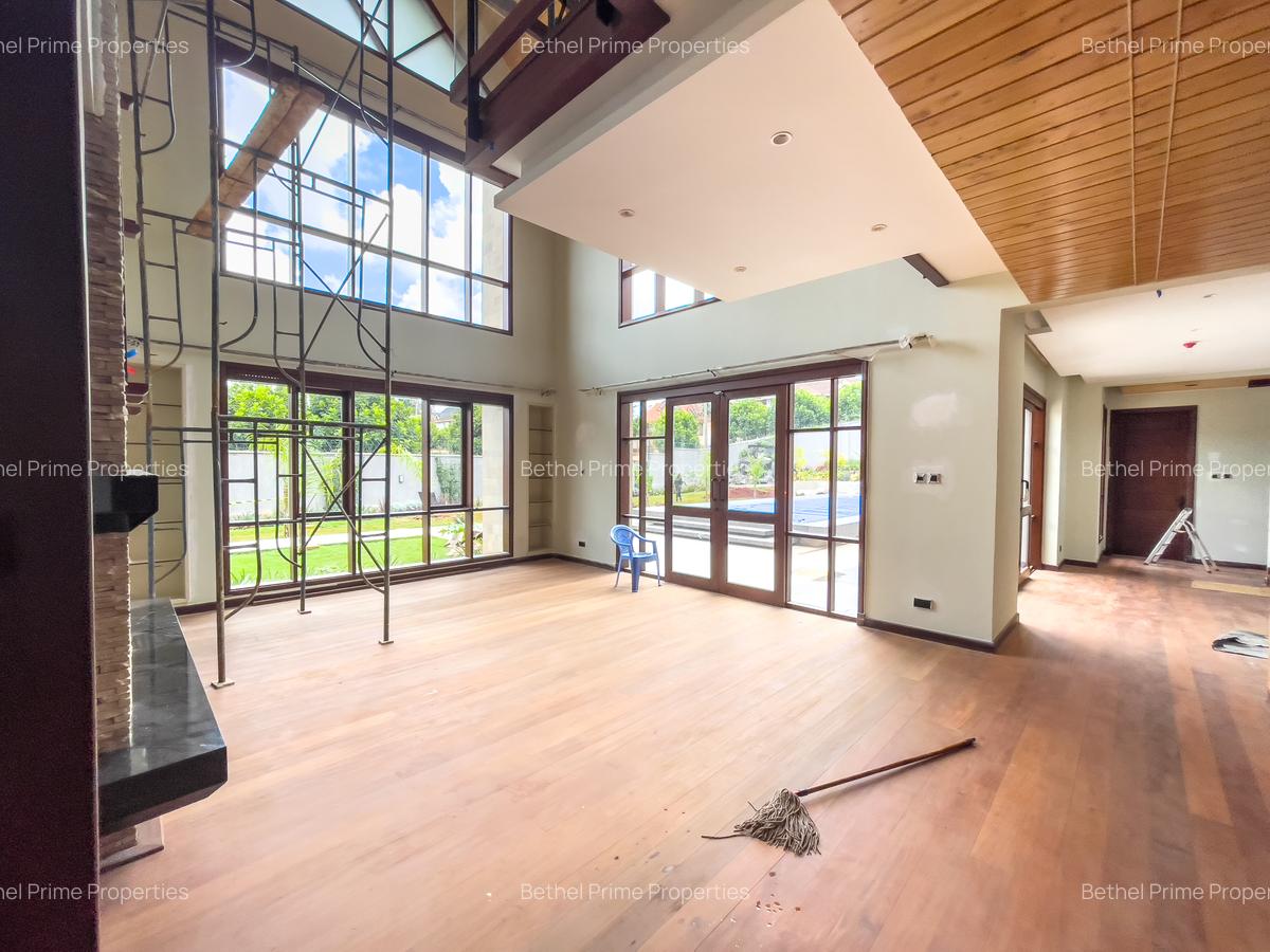 4 Bed Villa with En Suite in Runda - 12