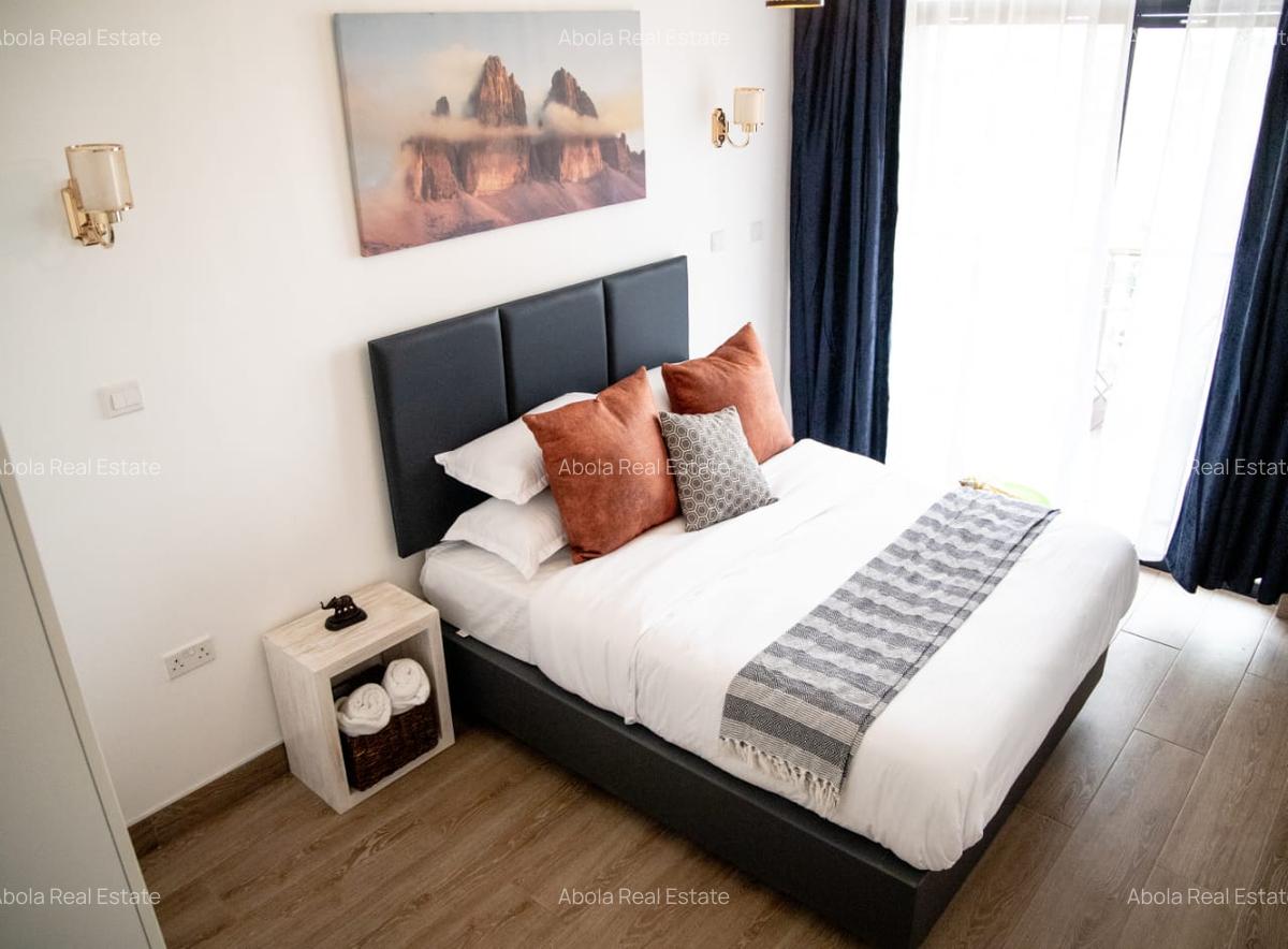 Serviced 2 Bed Apartment with En Suite in Westlands Area - 13