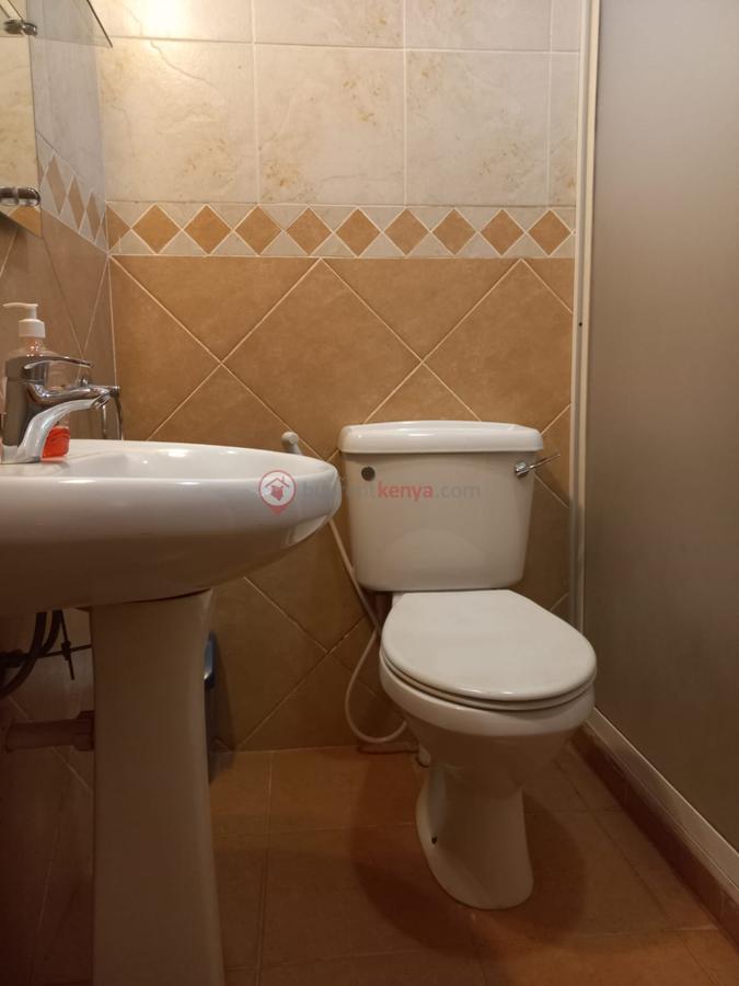 3 Bed House with En Suite at Runda - 6