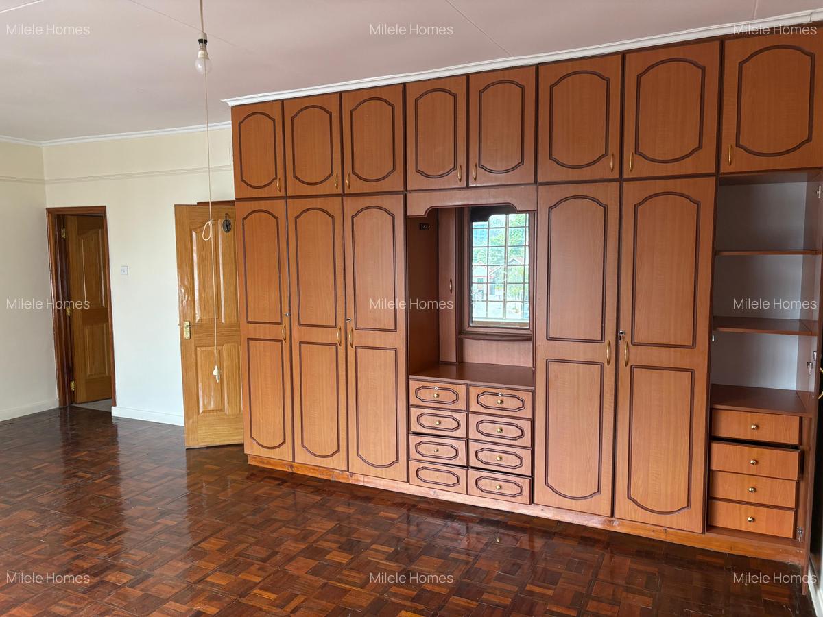 4 Bed Townhouse with En Suite at Matundu Lane - 15