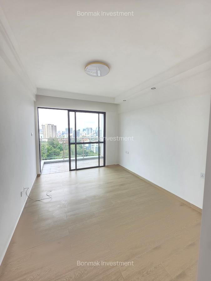 2 Bed Apartment with En Suite at Raphta Road - 15