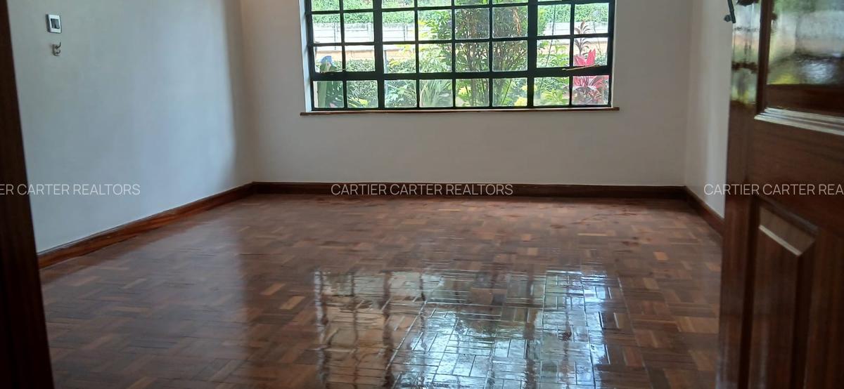 3 Bed Apartment with En Suite in Upper Hill - 14