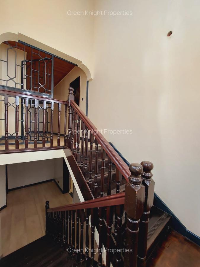 Serviced 5 Bed Apartment with En Suite in Riverside - 4