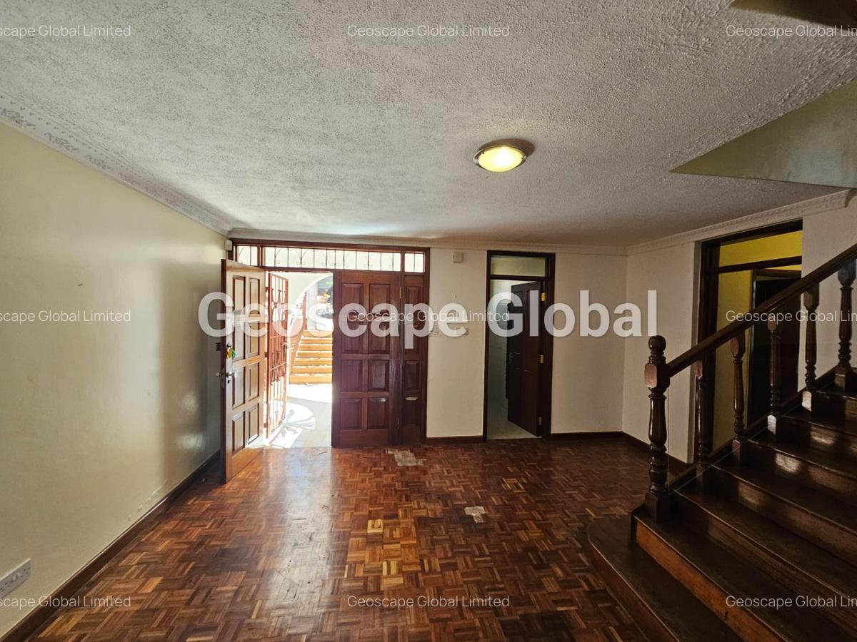 5 Bed House with En Suite in Runda - 6