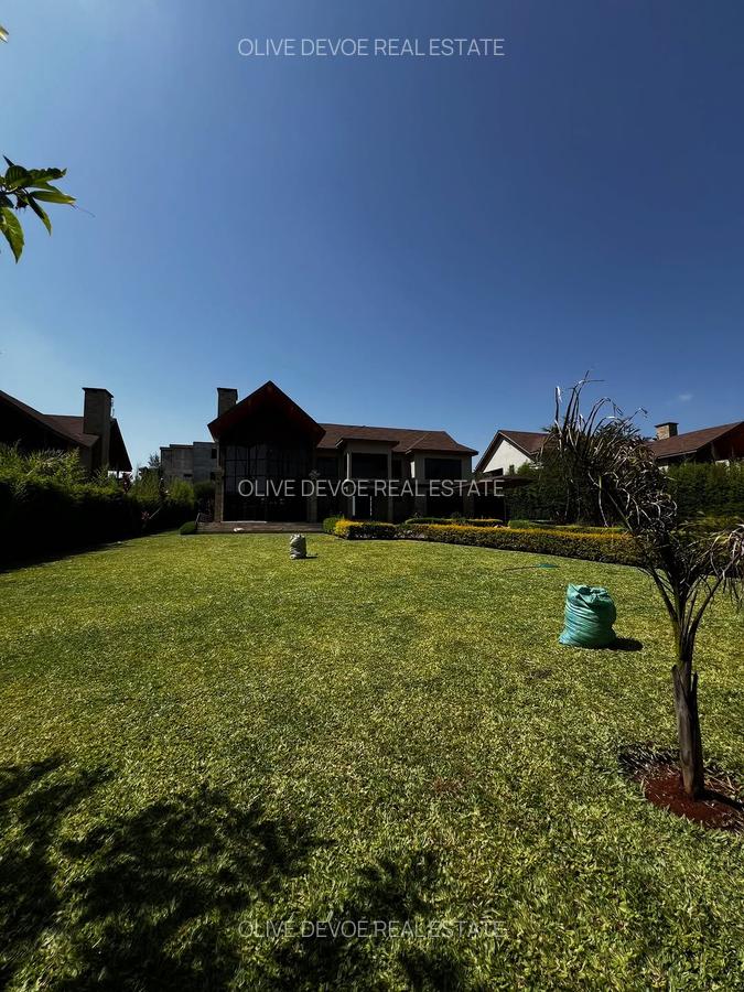 5 Bed Villa with En Suite in Runda - 11