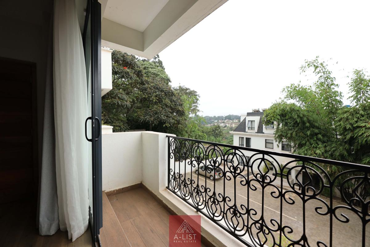 Furnished 2 Bed Apartment with En Suite at Kirawa Road - 4