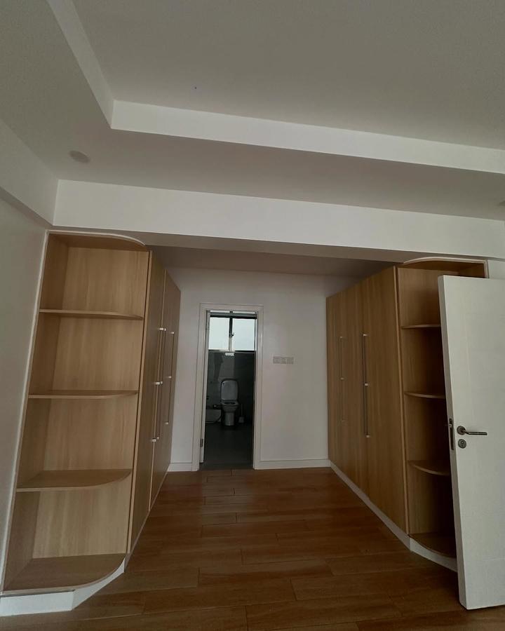 3 Bed Apartment with En Suite at Othaya Road - 9